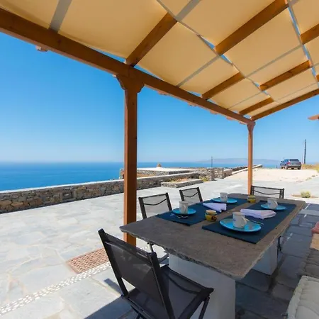 Holiday home Blue Paradise *